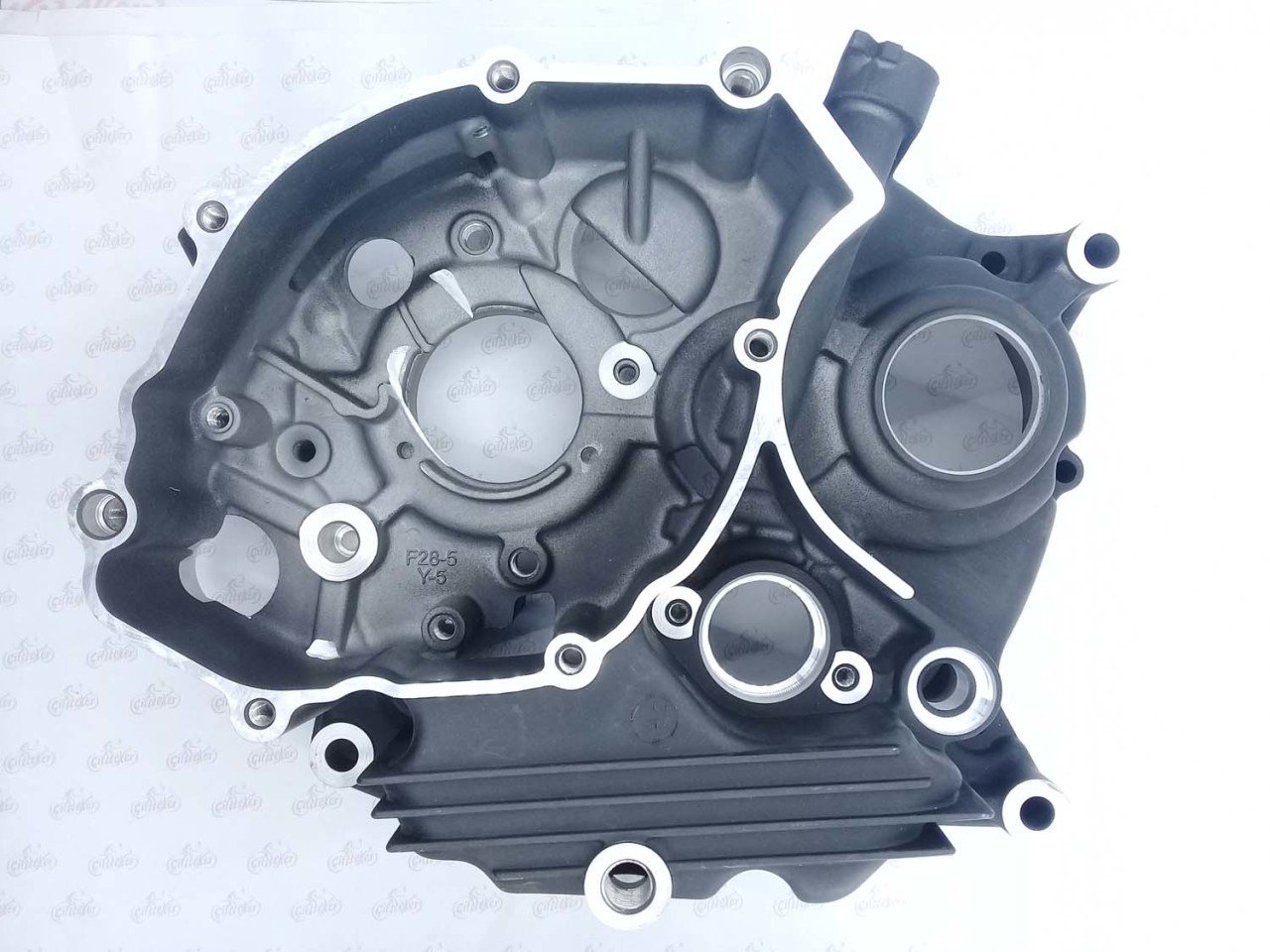 YBR 125 KRANK KUTUSU SAG SOL TAKIM