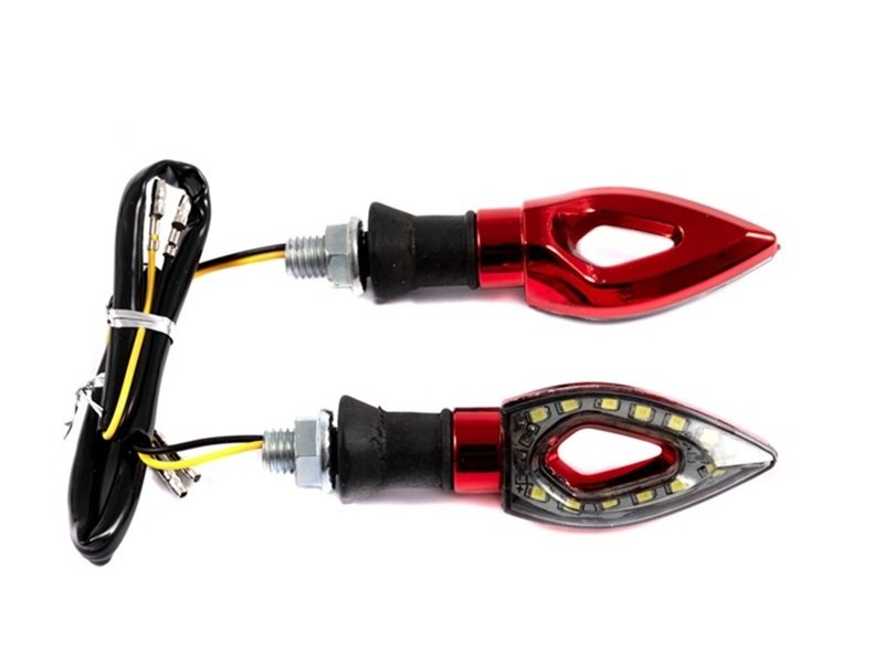 DEKORATİF ÜÇGEN SİNYAL KIRMIZI (SARI YANAN) 2'Lİ SET.