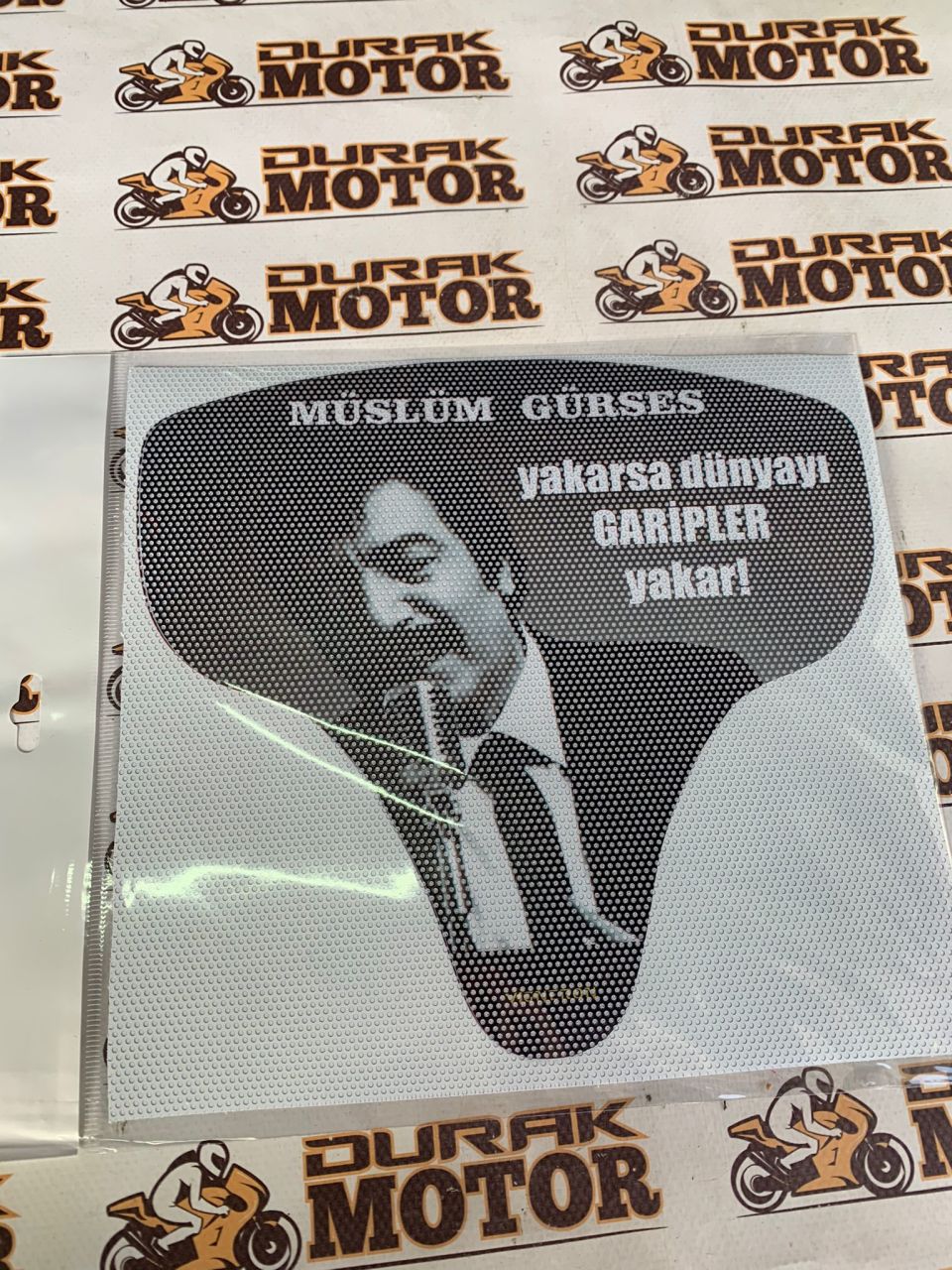 MÜSLÜM GÜRSES VE SÖZÜ MH DRİFT SİPERLİK STİCKER